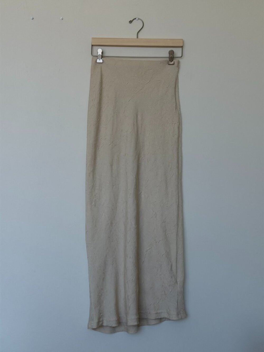 UO Winona Crinkle Satin High-Rise Maxi Skirt - Size Small